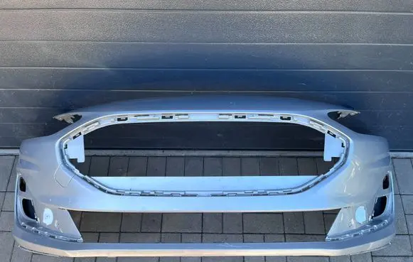 Ford Focus Front bumper NX7B17C831AA