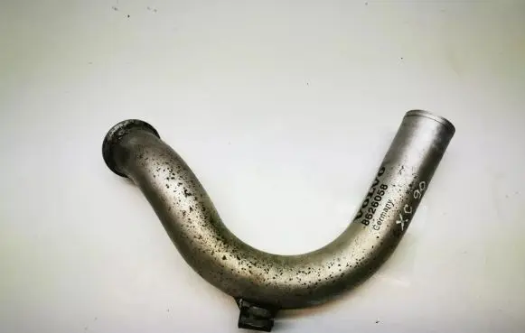 Volvo XC90 Intercooler hose/pipe 8626058