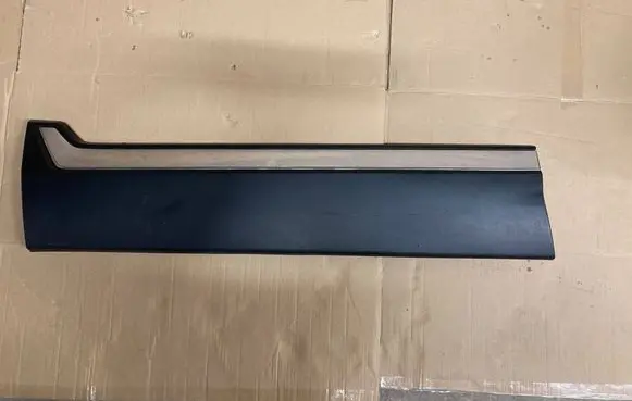 Honda CR-V Front door trim (molding) 75332TLAA02
