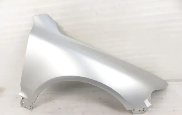 Volkswagen Touareg I Fender 