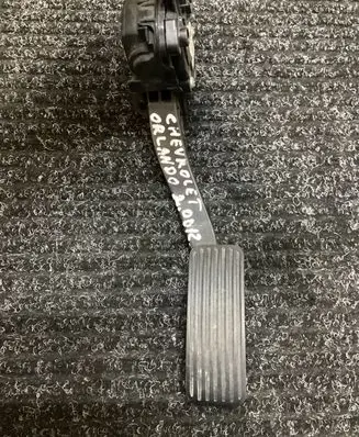Chevrolet Orlando Accelerator throttle pedal 6PV00976519 13253791