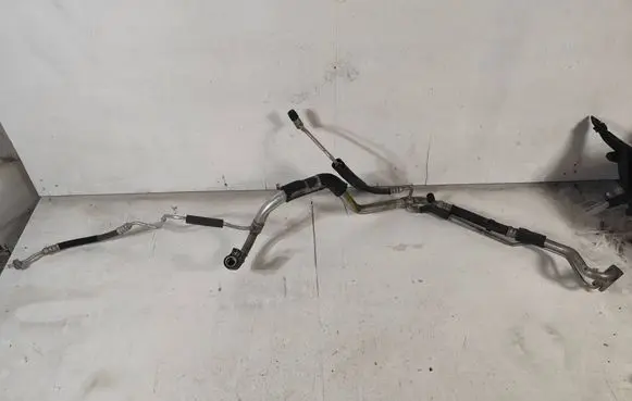 Opel Zafira C Air conditioning (A/C) pipe/hose 13315453