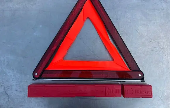 Seat Leon (1P) Emergency warning sign 27R030017