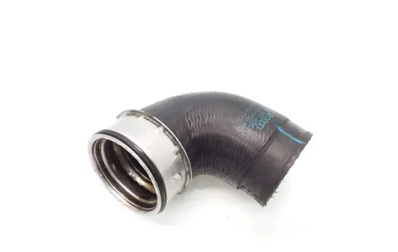 Audi A4 S4 B7 8E 8H Intercooler hose/pipe 8B0145838A
