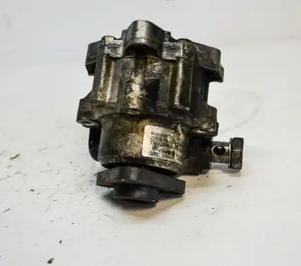 Audi A4 S4 B7 8E 8H Power steering pump 8E0145155N