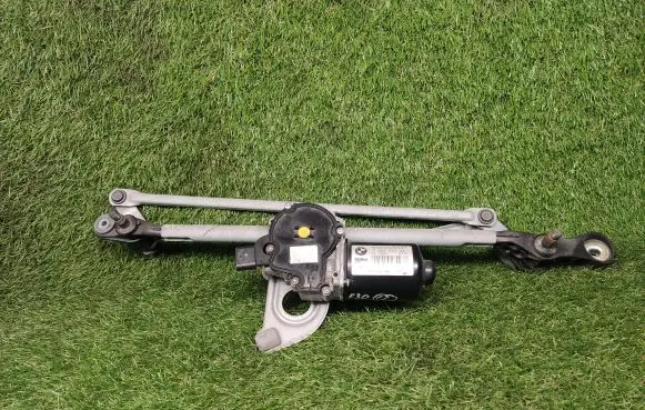 BMW 3 F30 F35 F31 Front wiper linkage and motor 7267503 726750302 W000026097