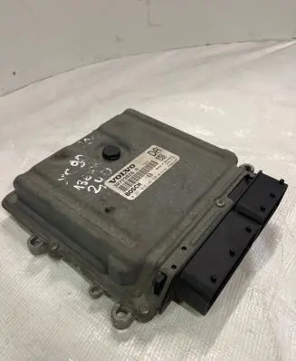 Volvo XC90 Engine control unit/module 30729826A 1039S10667 0281012103