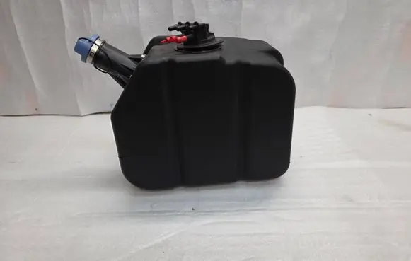 Renault Maxity AdBlue liquid reservoir 97184561 F03GD00929 20411LC40A
