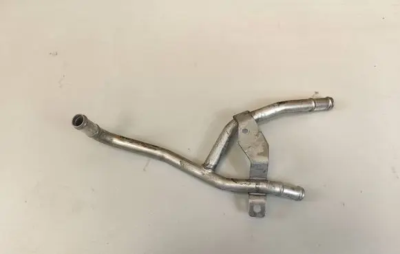 Audi Q8 Engine coolant pipe/hose 4M0819927B