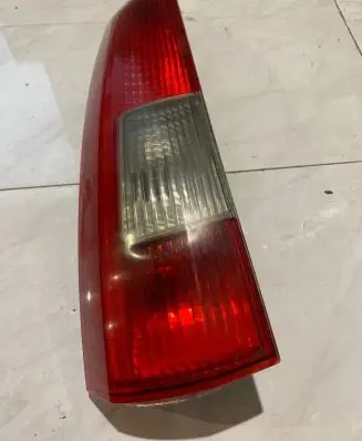 Volvo V70 Rear/tail lights 9154493