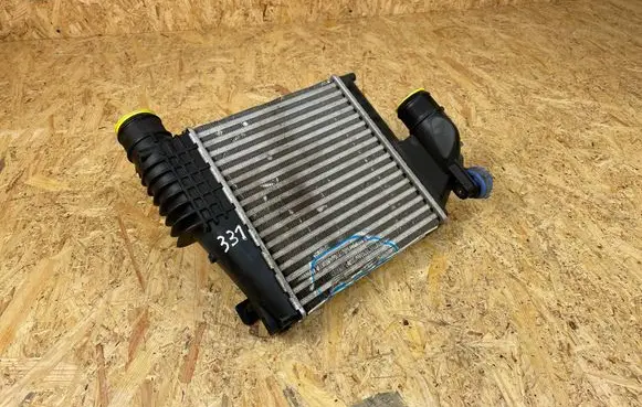 Opel Grandland X Intercooler radiator 9675627980