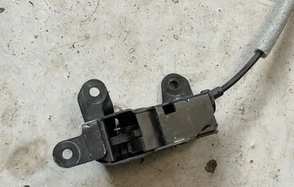 BMW X5 E70 Tailgate/trunk/boot lock/catch/latch 51247162147 988586106 16367210