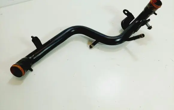 Audi A4 S4 B6 8E 8H Engine coolant pipe/hose 038121071S