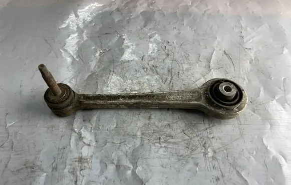 BMW 5 E39 Rear control arm 1090746