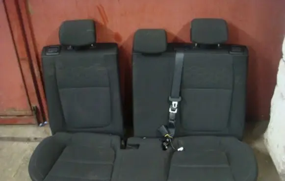 Rear seat