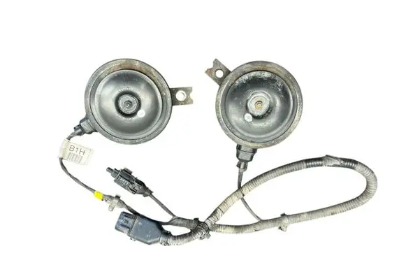KIA Carens II Horn signal 28R000033 912101D070
