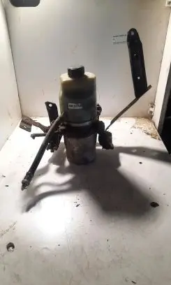 Ford Focus Power steering pump