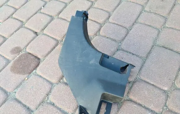 Renault Captur II Front sill trim cover 768376603R