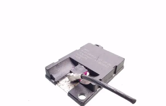 BMW 3 E90 E91 Bluetooth antenna 84506928461 6928461