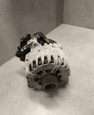 Citroen Berlingo Generator/alternator 9675753680
