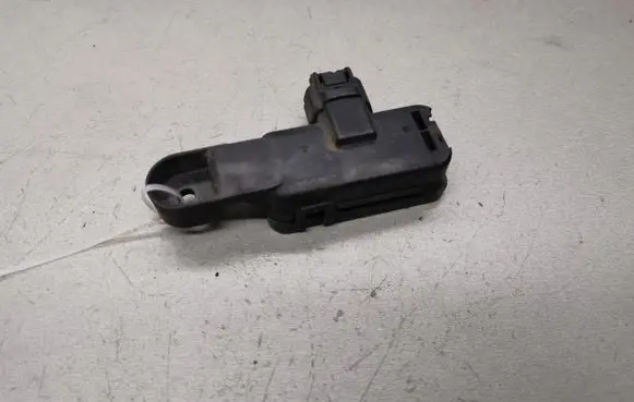 Lexus IS 220D-250-350 Sensor 0136500010