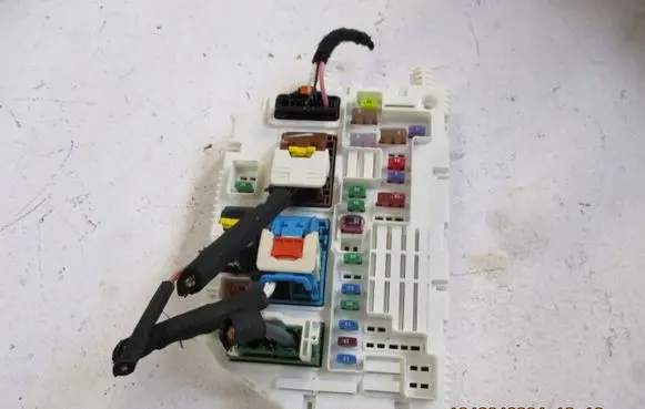 Peugeot 308 Other interior part 9846631580