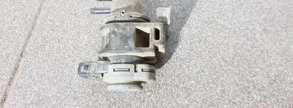 Suzuki Jimny Vacuum valve 