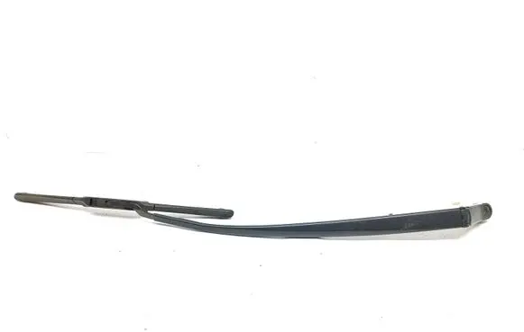 Toyota Auris 150 Front wiper blade arm