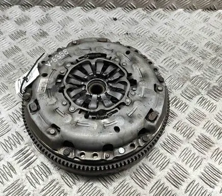 Audi Q2 - Clutch set kit 05E141015D