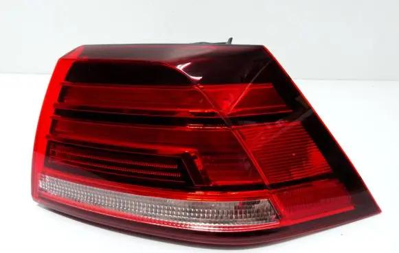 Volkswagen Golf VII Rear/tail lights 5G0945096Q 16420 L90120960
