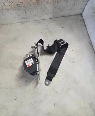 Mercedes-Benz GL X166 Rear seatbelt 620611000