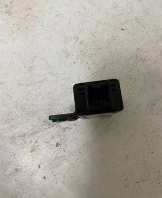 Chevrolet Captiva Alarm control unit/module 96628221