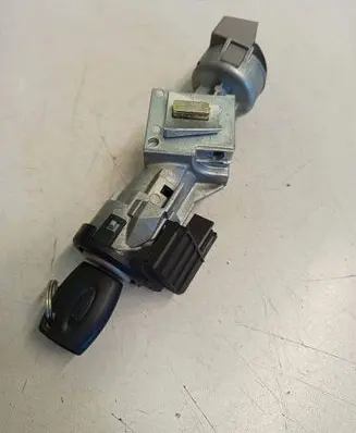 Ford Focus Ignition lock 3M513F880AC