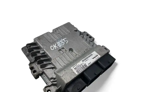 Volvo V40 Engine control unit/module ECU 31355712 S180134103A
