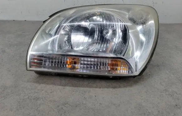 KIA Sportage Headlight/headlamp 