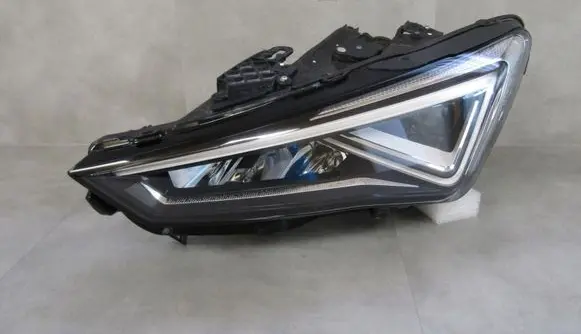 Seat Leon IV Headlight/headlamp 5FG941007
