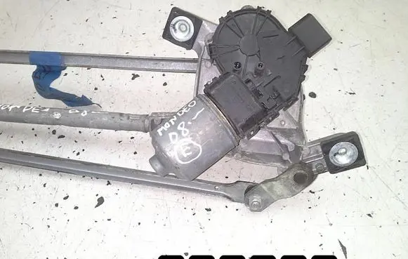 Ford Mondeo MK IV Rear window wiper motor # 0390241633