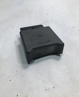 Volkswagen T-Cross Fuel pump relay 5Q0906093B