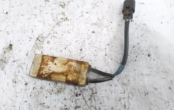 Toyota Avensis T250 Coolant fan relay 2468103560