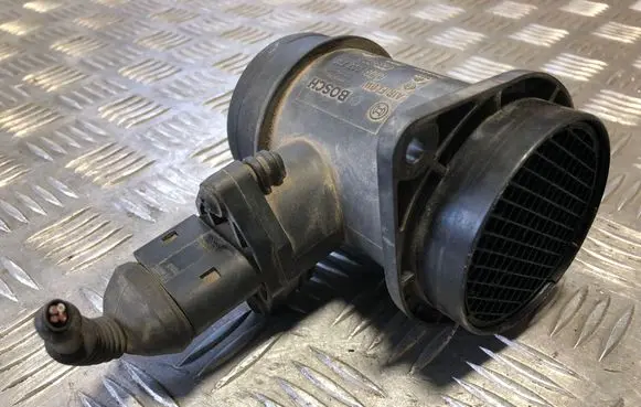 Volkswagen Caddy Mass air flow meter 0281002216 028906461