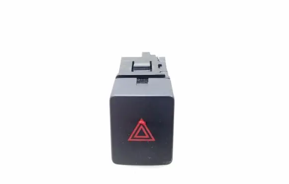 Nissan Qashqai Hazard light switch