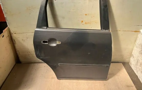 Ford Focus C-MAX Rear door