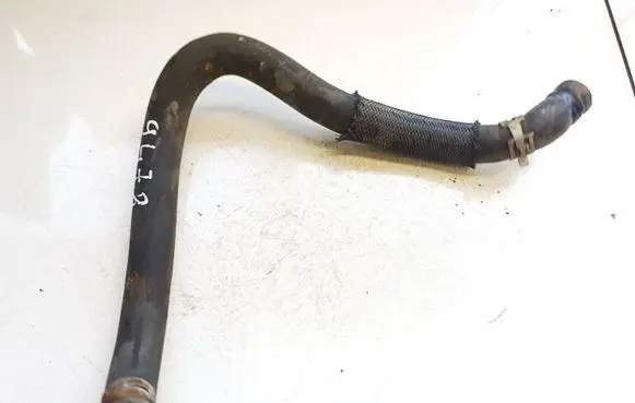 Toyota Avensis T270 Engine coolant pipe/hose