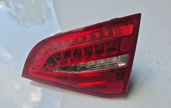 Audi A4 S4 B8 8K Tailgate rear/tail lights 8K9945094E