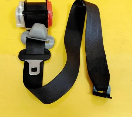 Mazda Premacy Rear seatbelt T89243T