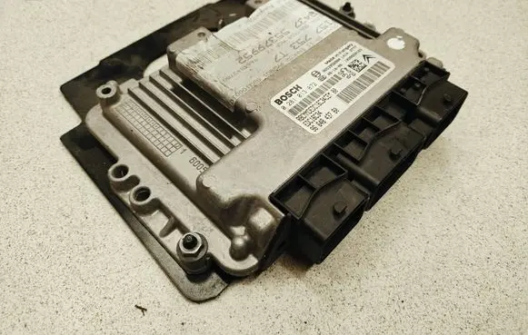 Peugeot Partner Engine control unit/module 9653958980 9664843780 0281013872