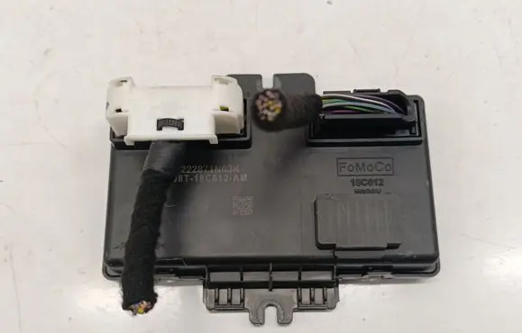 Ford Mustang Mach-E Air conditioning/heating control unit LJ8T18C612AM