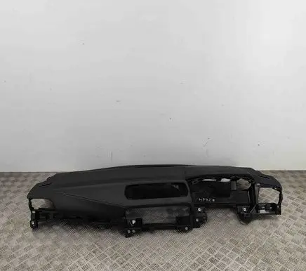 Nissan Qashqai J12 Dashboard 682006UA2A