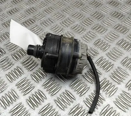 Mercedes-Benz C W205 Electric auxiliary coolant/water pump A0005002686 0392024050