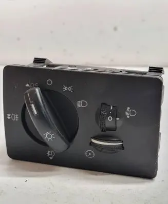 Ford Focus Light switch 498610 PA6GF30
